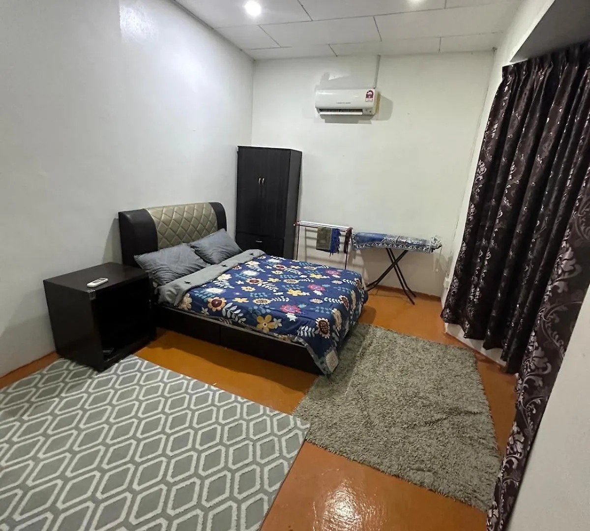 ג'והור בהרו D Lu Lu Homestay, Great Location, Good Spaces מלזיה