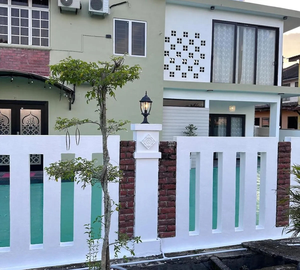 ג'והור בהרו D Lu Lu Homestay, Great Location, Good Spaces